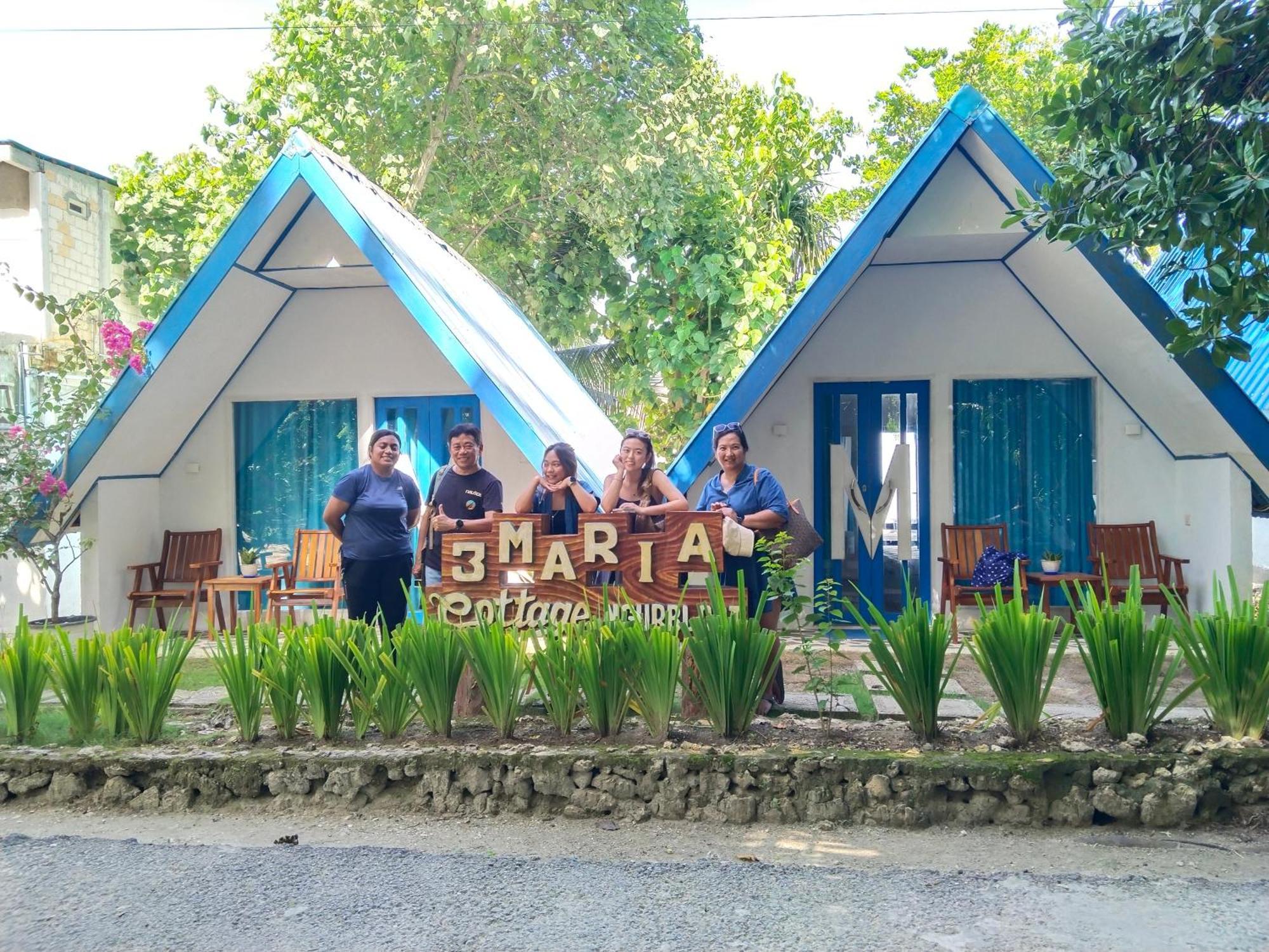 Tria Maria Cottage Ngurbloat エクステリア 写真